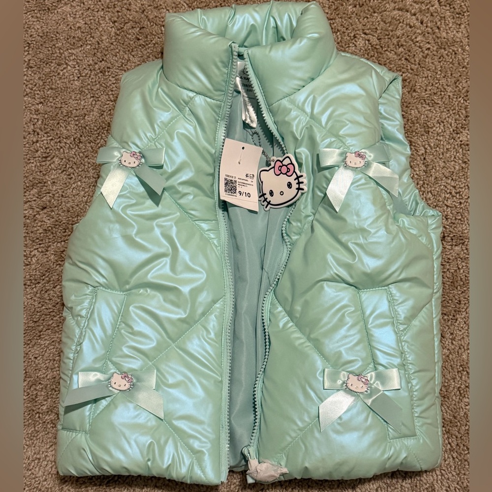Hello Kitty x Forever 21 Mint Green Puffer Vest Girls 9/10 NWT